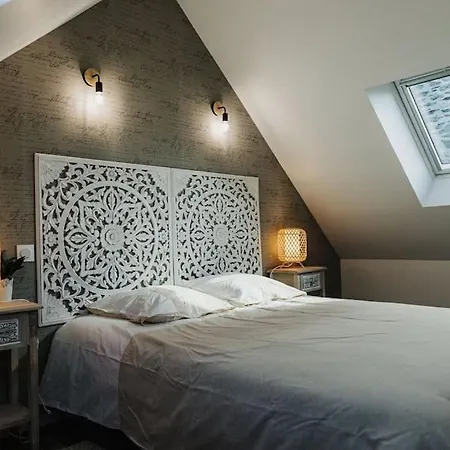 La Boheme Apartment *